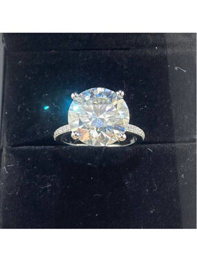 Moissanite Diamond Ring 5 Ct Engagement Wedding Round Cut Solitaire GRA Size 9
